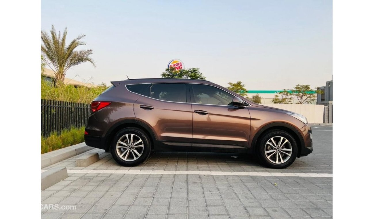 Hyundai Santa Fe || Panoramic Roof || 7 seater || GCC || Well Maintained || BOOKED!!!