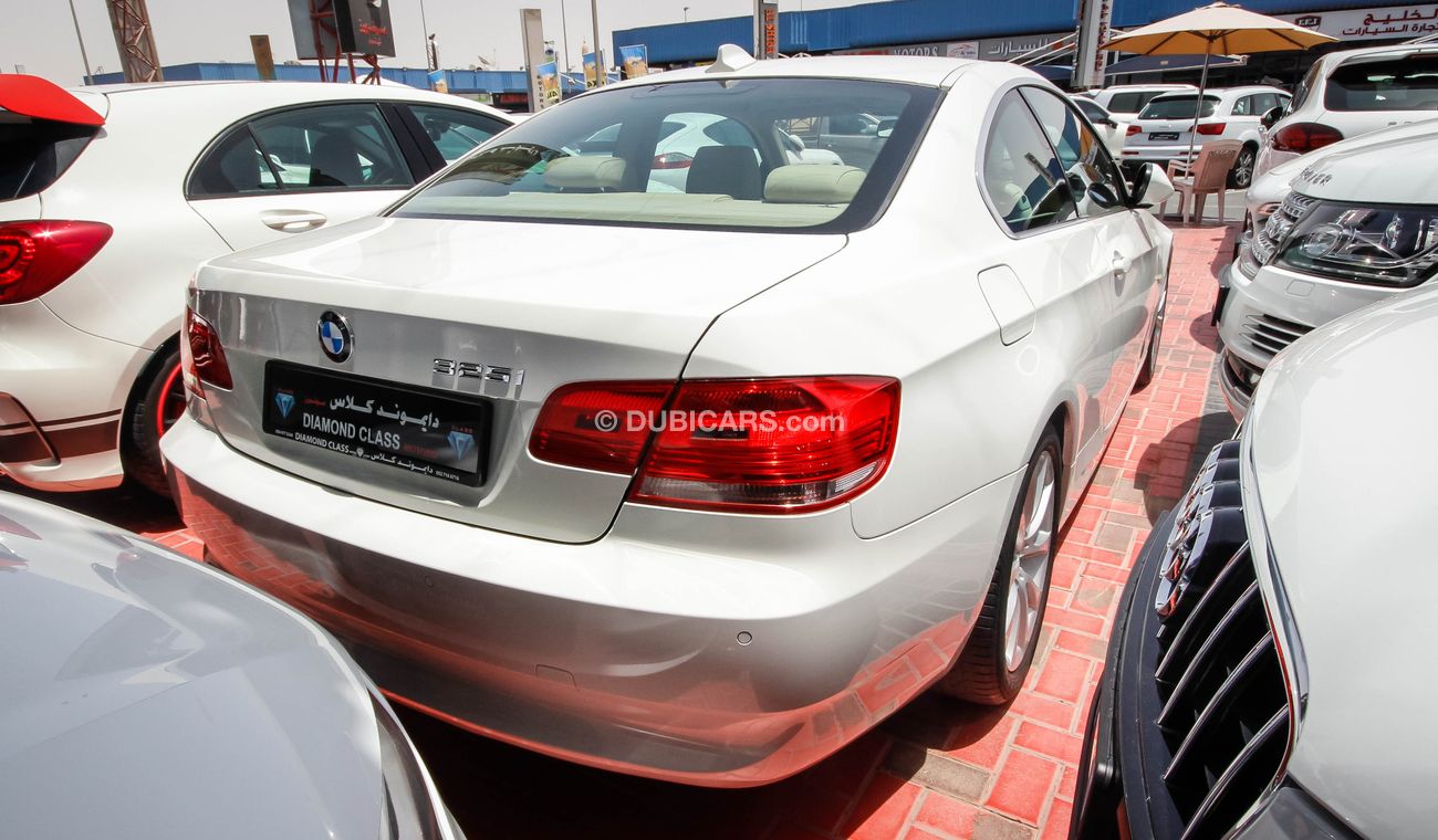 بي أم دبليو 325 i