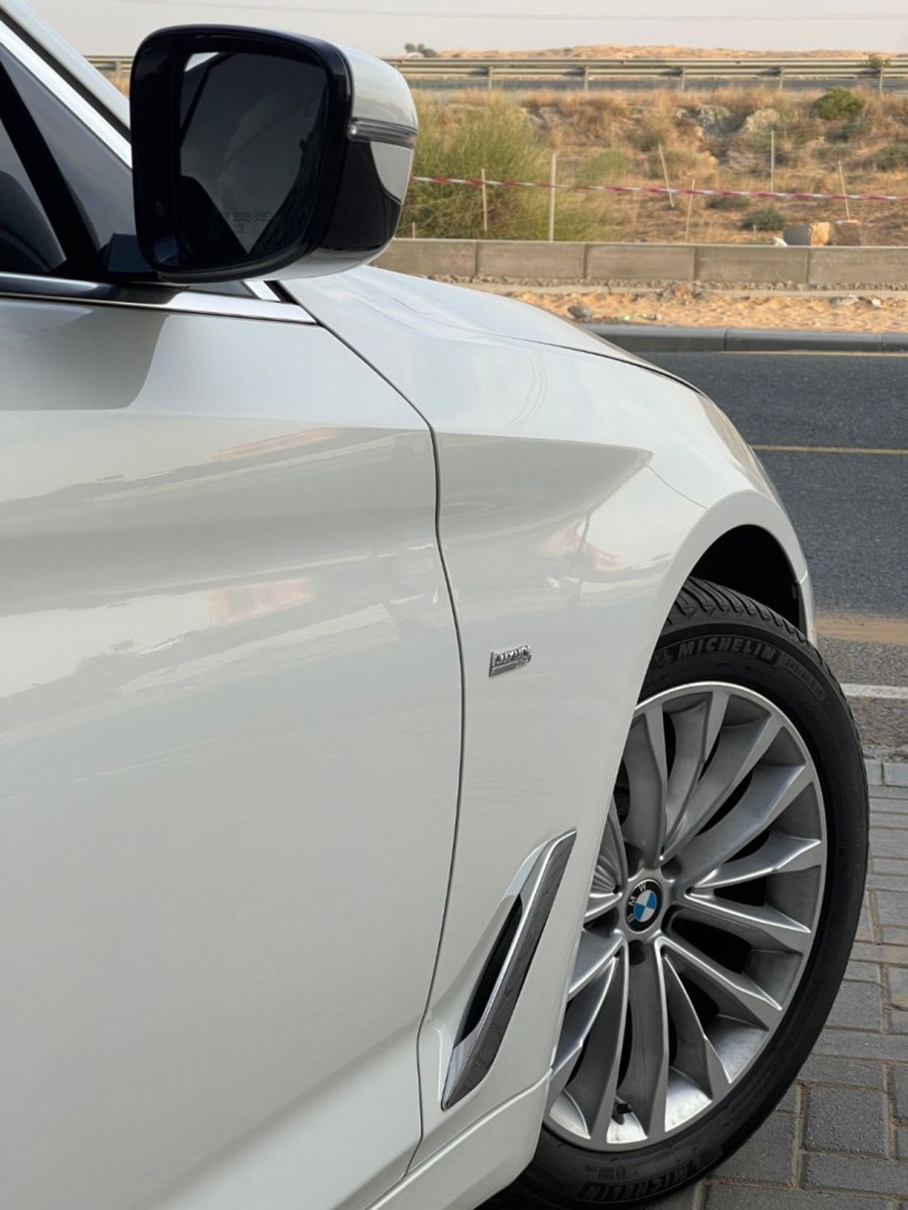 بي أم دبليو 530i Luxury 2.0L LUXURY LINE / KOREAN IMPORTED / CLEAN TITLE / DIAMOND LEATHER BIG SEATS