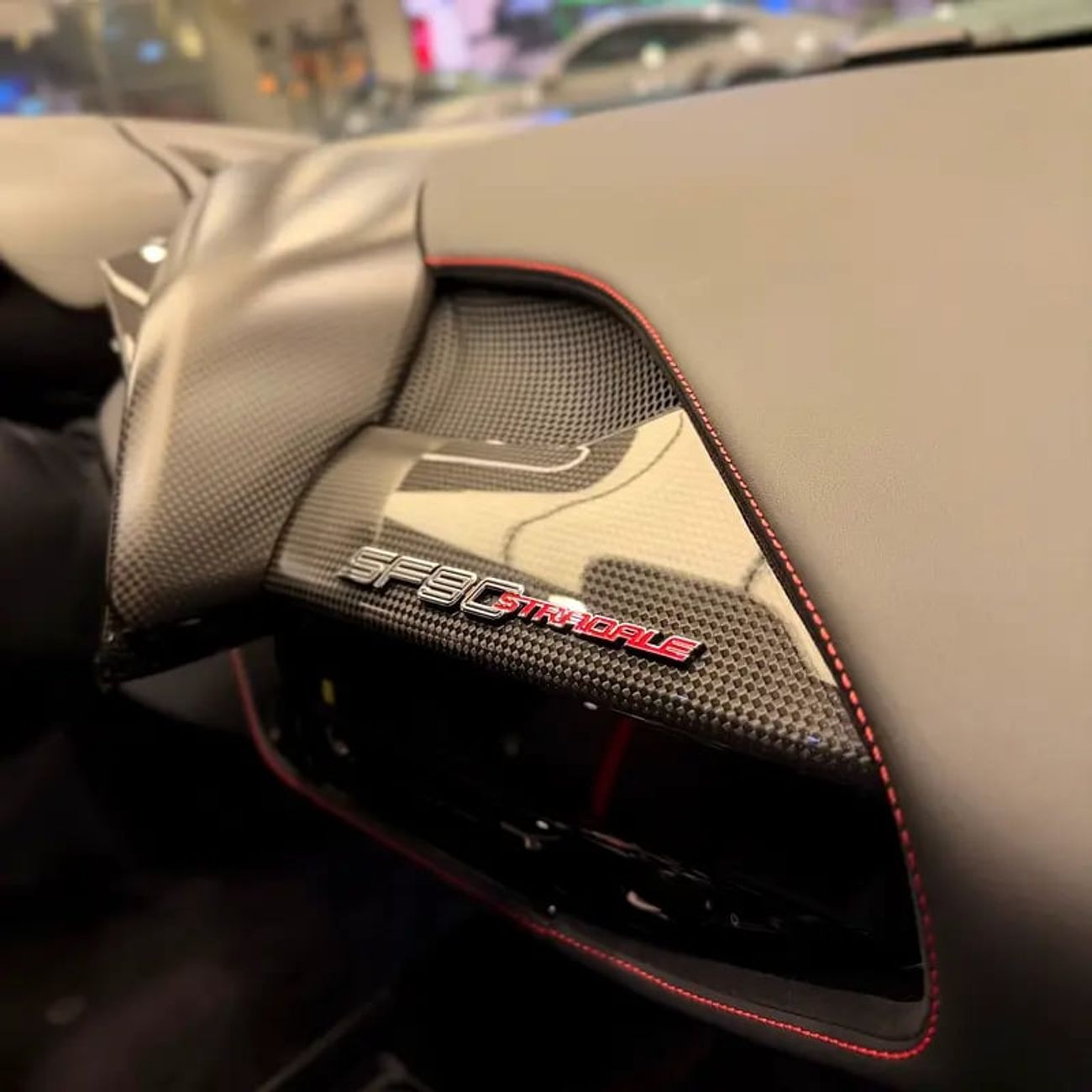 فيراري SF90 ستراديل SF90 ASSETO FIORANO BRAND