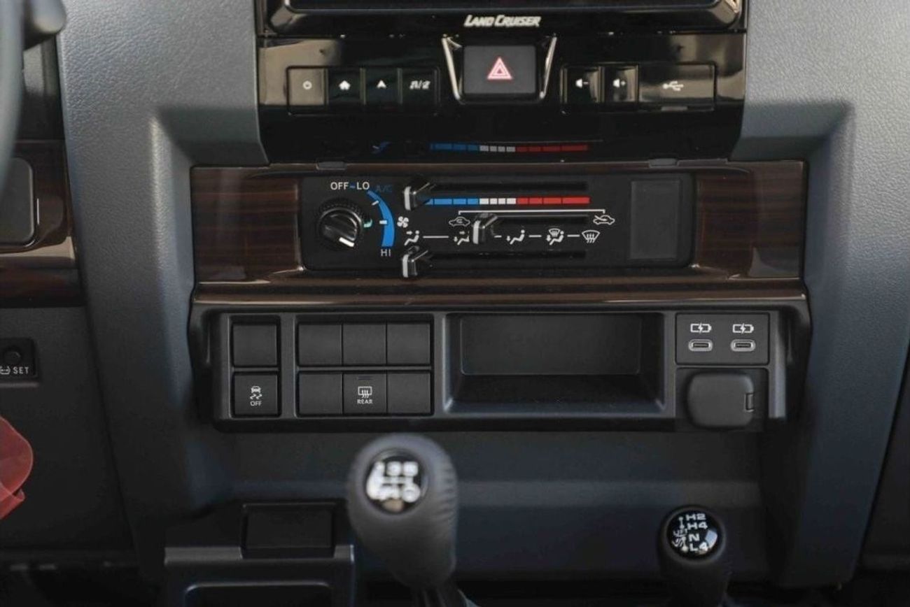 Toyota Land Cruiser 70 2024 Toyota LC76 4.0 Hard Top LX HI - White inside Bluish Grey | Export Only