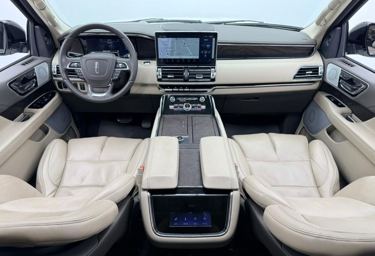 Lincoln Navigator 2024 Lincoln Navigator Reserve, 2030 Lincoln Warranty + Service Pack, Low Km, 8 Seater, GCC