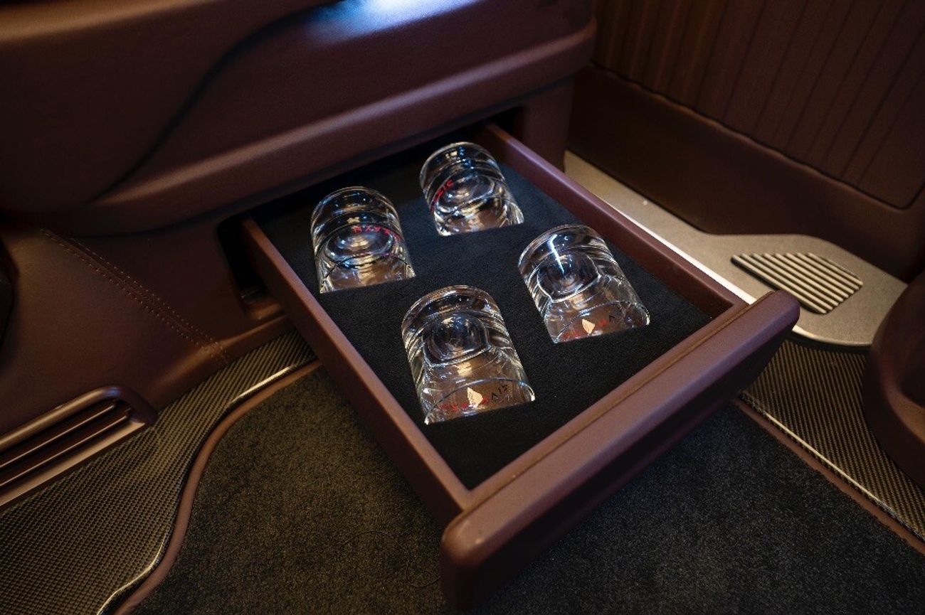 Mercedes-Benz V 250 2022 VVIP MERCEDES GCC V250 With Extra AC - Warranty by Vline Design