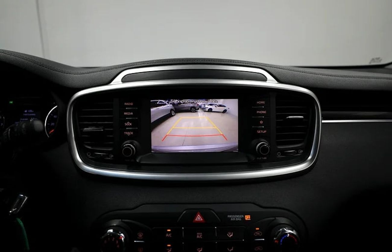 كيا سورينتو | 7 Seater | 675 Montly | Free Insurance + Registration Ref#G622637