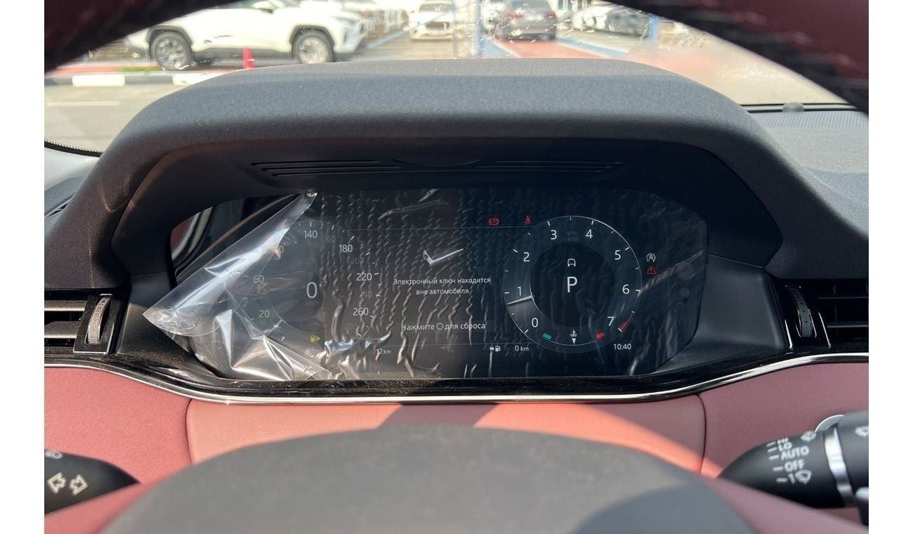لاند روفر رانج روفر إيفوك 2024 /2.0L mild hybrid Long wheel base +10% Local Registration