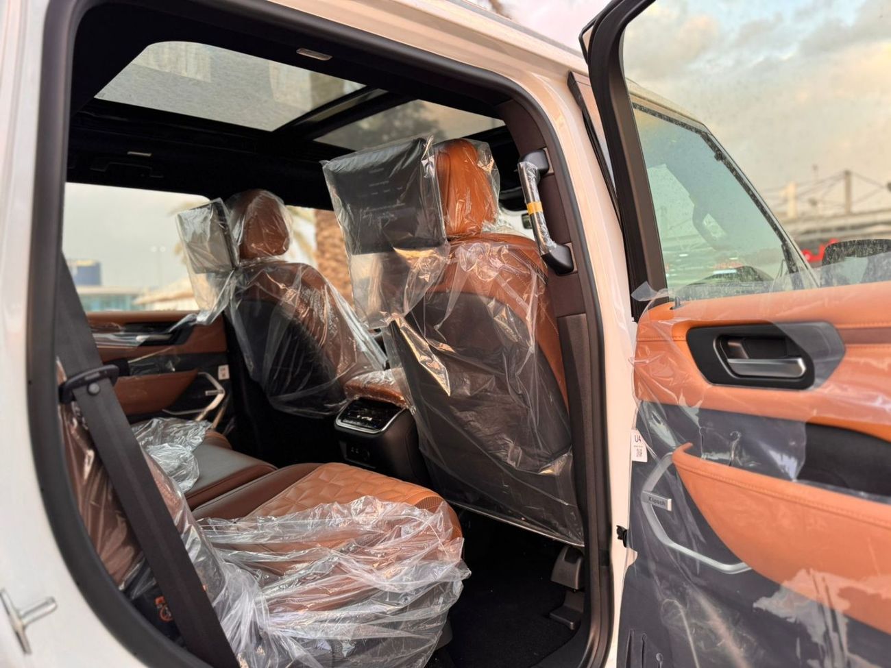 نيسان باترول NISSAN PATROL LE PLATINUM CITY/ LOCAL AND EXPORT