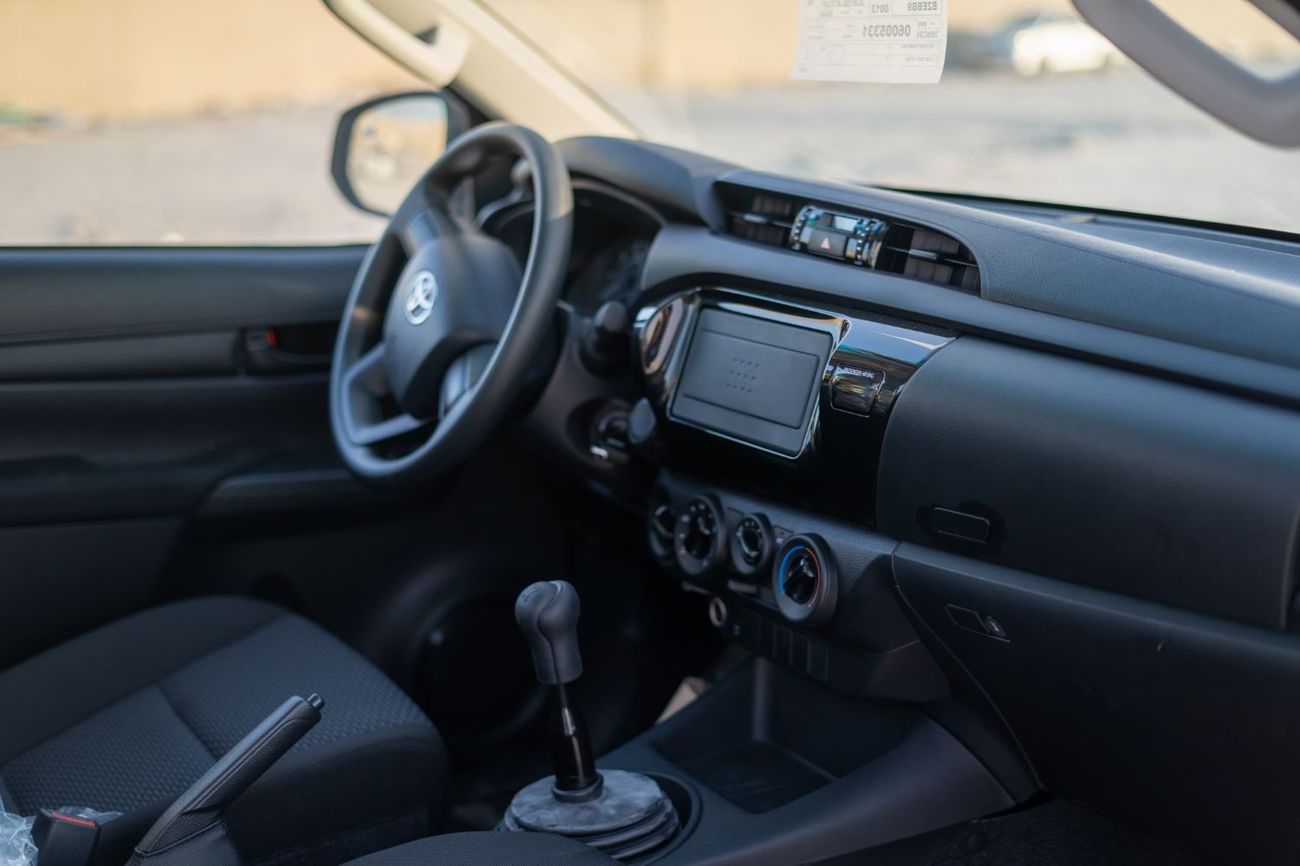 تويوتا هيلوكس GL 2 2.4L 4WD