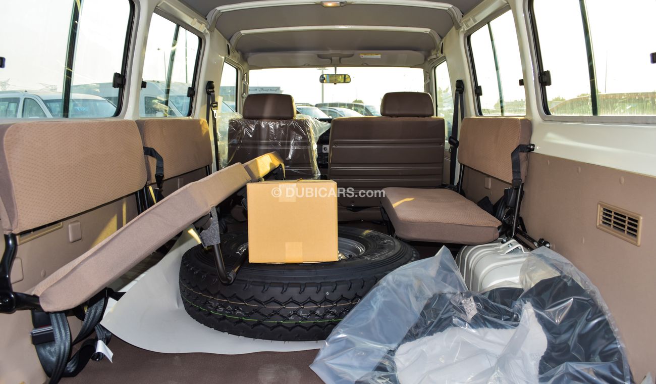 Toyota Land Cruiser 70 4.0 V6