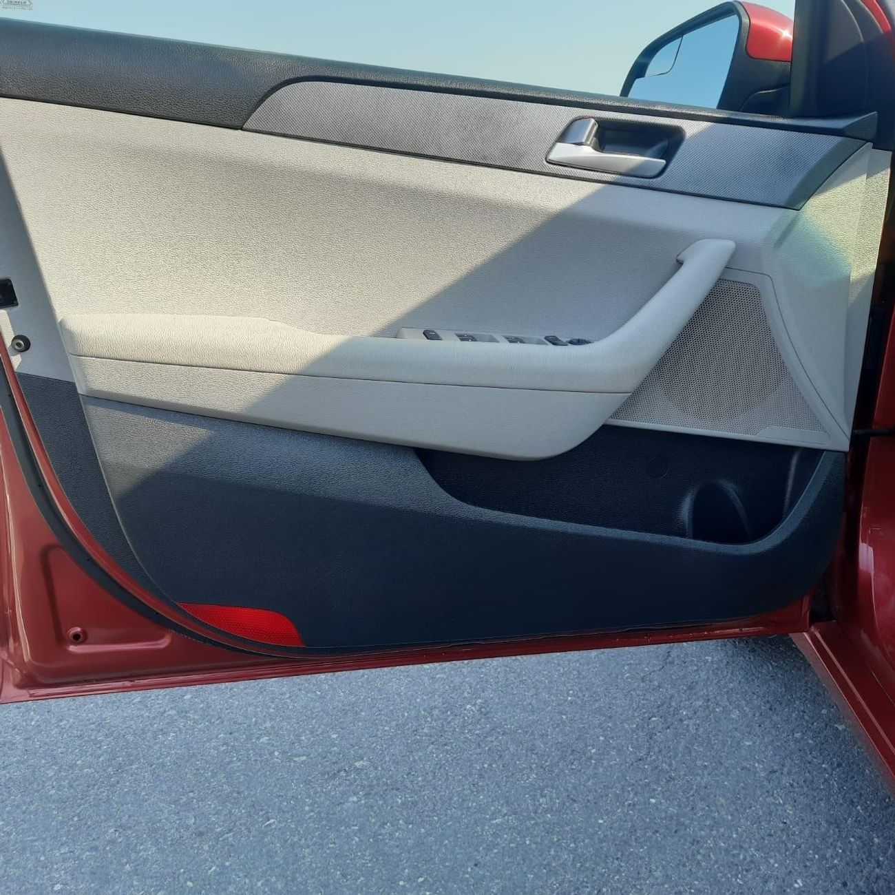 Hyundai Sonata GL Hyundai Sonata Se 2017 Red 2.4L 4 vin: 5NPE24AF4HH495067   ( UAS_ SPEC) VERY GOOD CONDITION