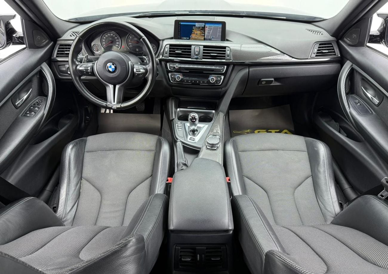 بي أم دبليو M3 2015 BMW M3, Full Service History, Carbon Fiber Interior, Excellent Condition