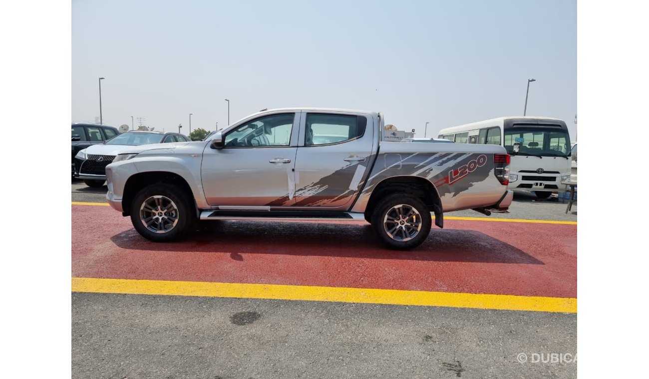 ميتسوبيشي L200 MITSUBISHI L200 , 2.4L, DIESEL, MANUAL, SILVER COLOR, MODEL 2021, FOR EXPORT ONLY