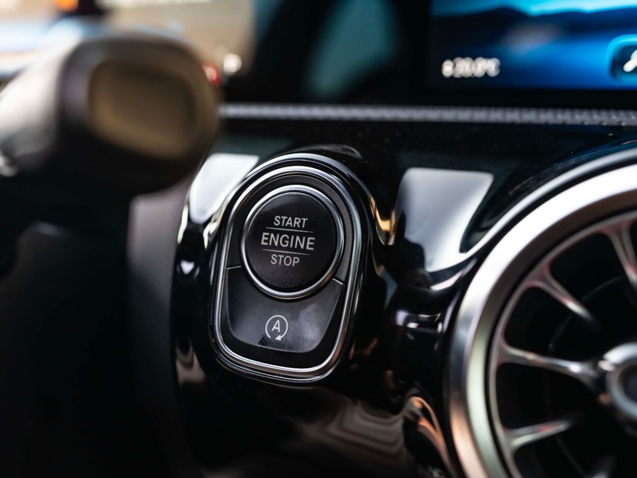 Mercedes-Benz A 35 AMG Std 2.0L