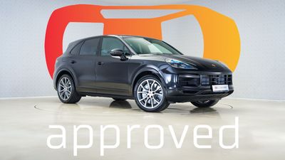 Porsche Cayenne Turbo 4.0L (550 HP) | AED 4,385 PM | Up to 3 Years Unlimited Warranty |