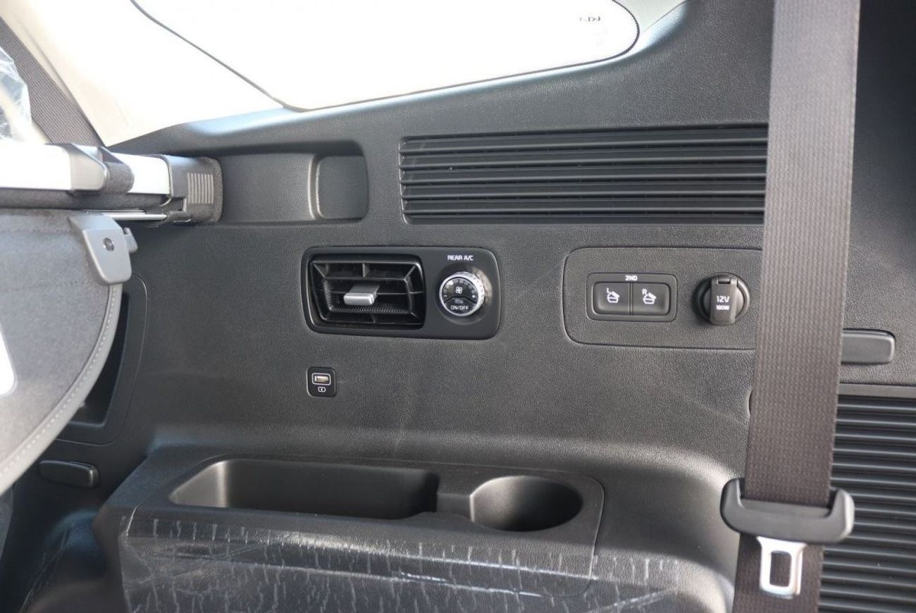 كيا سورينتو 2.5L, 360 CAMERA, MEMORY SEAT, ELECTRIC SEAT, SEAT HEATING, ELECTRIC BACK DOOR, 4WD , LEATHER SEATS,