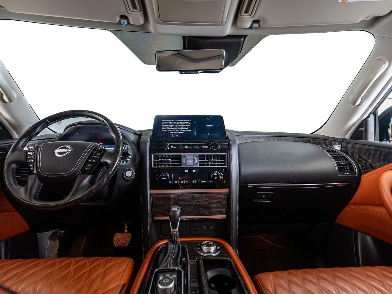 Nissan Patrol LE Platinum City 5.6L LE PLATINUM CITY 5.6