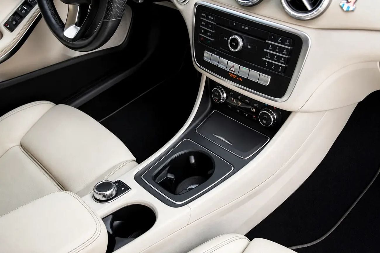 Mercedes Benz CLA250 CLA 250 - Premium Features - US Specs