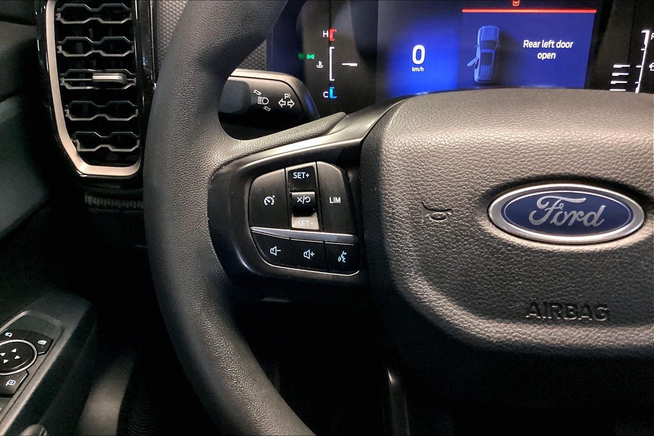 Ford Everest XLS | Guaranteed Warranty | 0 Down Payment