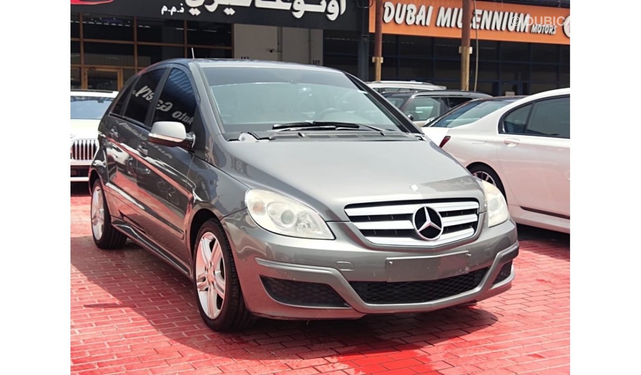 Mercedes-Benz B 180 Original Paint 2010 GCC