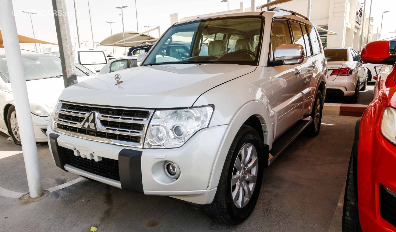 Mitsubishi Pajero GLS V6