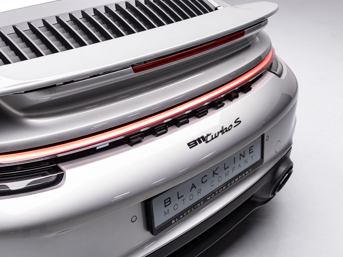 بورش 911 2024 Porsche Turbo S Convertible, 3.8L F6, 4WD, 640 bhp, 8 Speed Automatic (PDK)