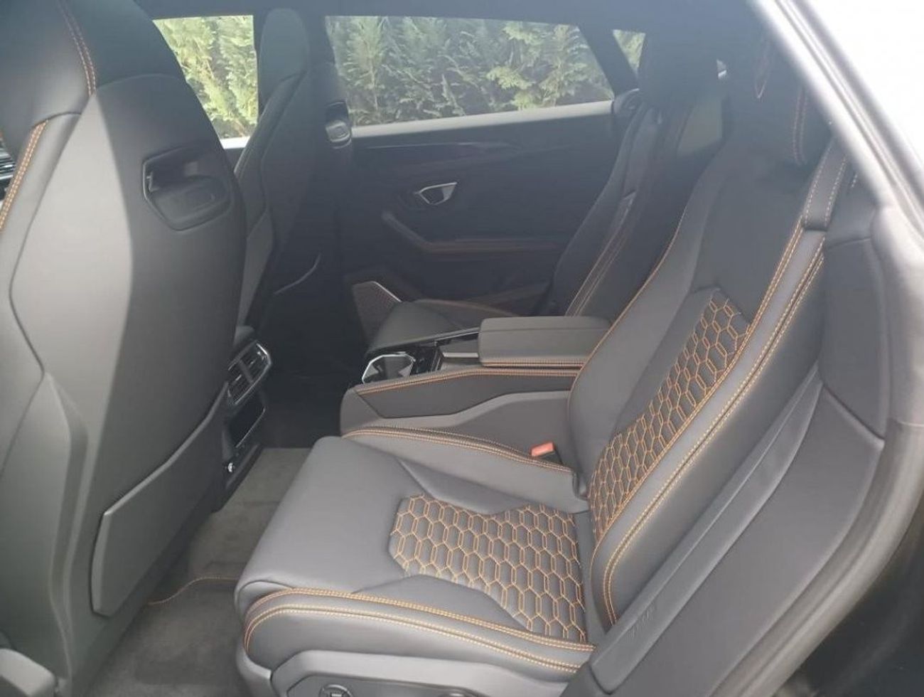 Lamborghini Urus Graphite Capsule