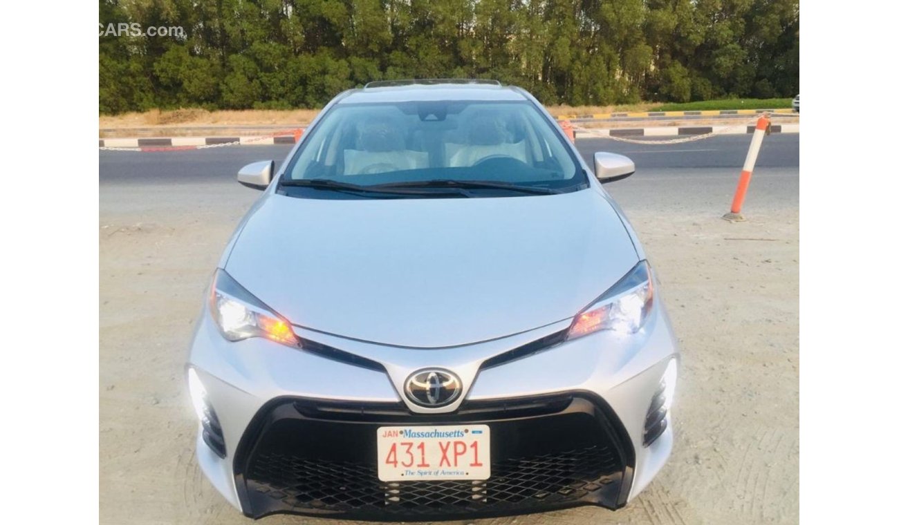 تويوتا كورولا 2019 with Sunroof For Urgent Sale