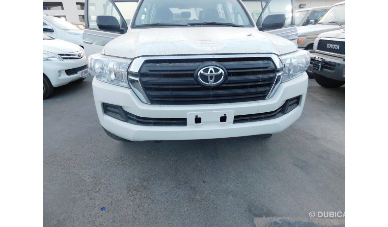 Toyota Land Cruiser 2019 MODEL GX V8  4.5L TURBO DIESEL 5 SEAT MANUAL TRANSMISSION