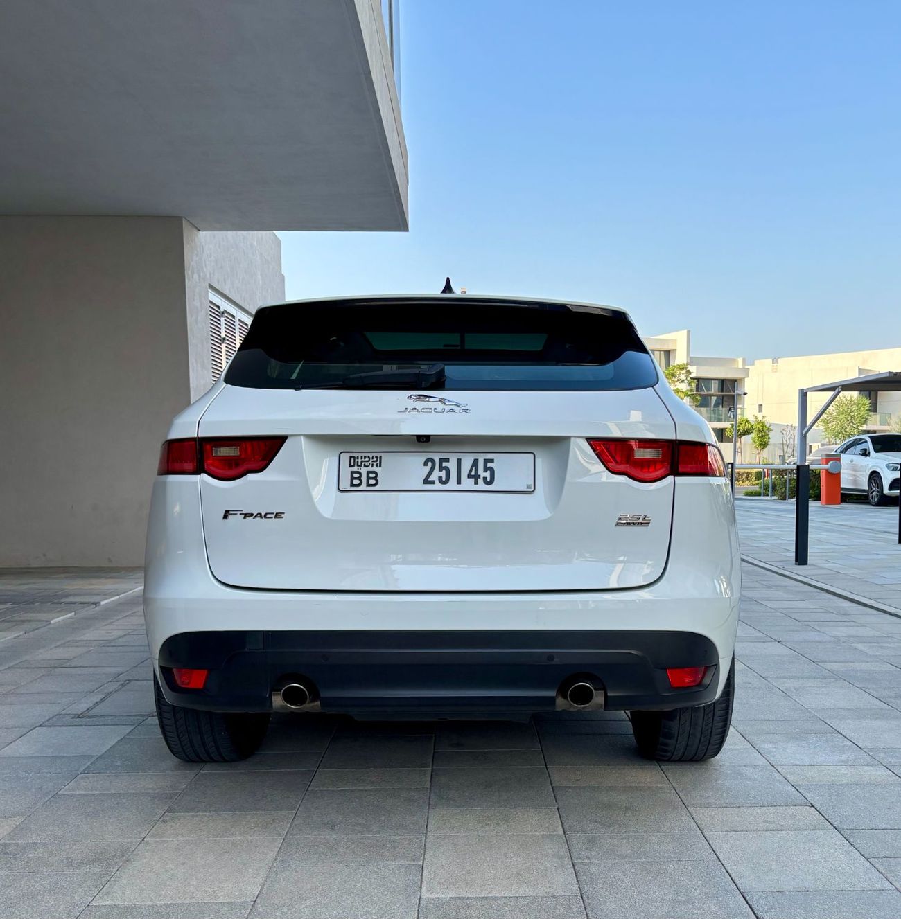 جاكوار F بيس Jaguar F-Pace R-Sport 3.0L V6 Supercharged – 2020 – GCC Specs