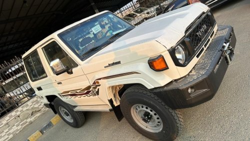 تويوتا لاند كروزر هارد توب 2024YM Hardtop LC 71 AT 4.0L petrol