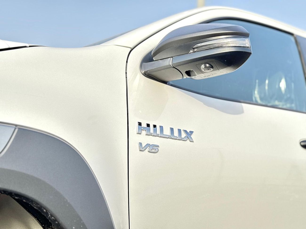 Toyota Hilux Toyota pickup Hilux adventure 2025 Petro engine 4.0L LHD fully automatic 4x4 Petro engine