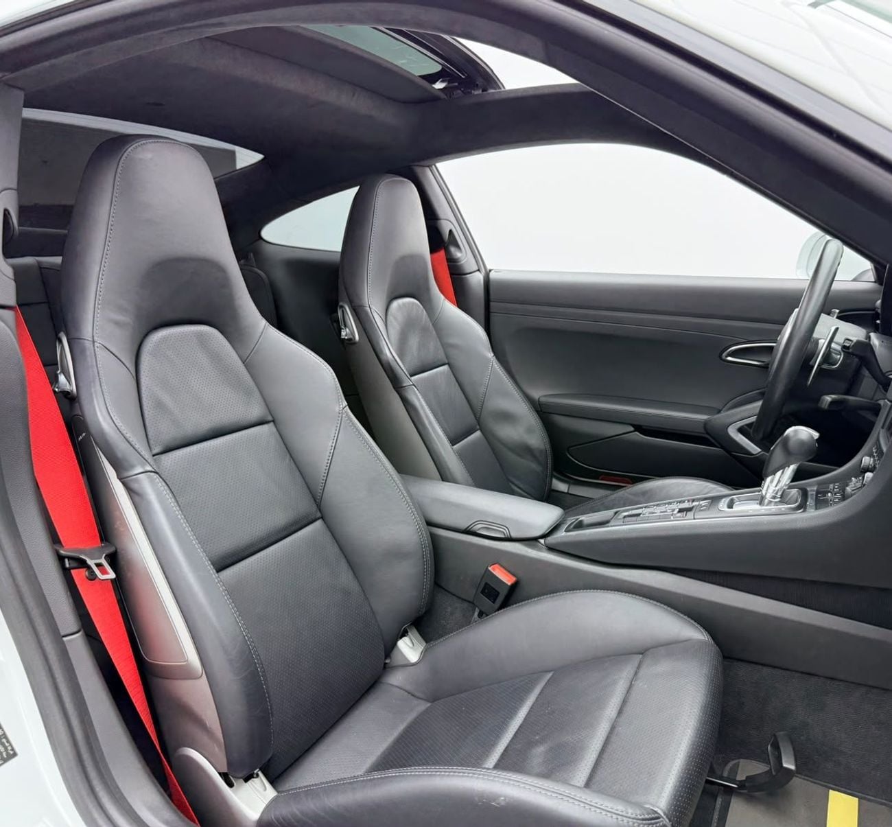 Porsche 911 CARRERA S 2014 Porsche 911 Carrera S, Full Service History, GCC Specs.