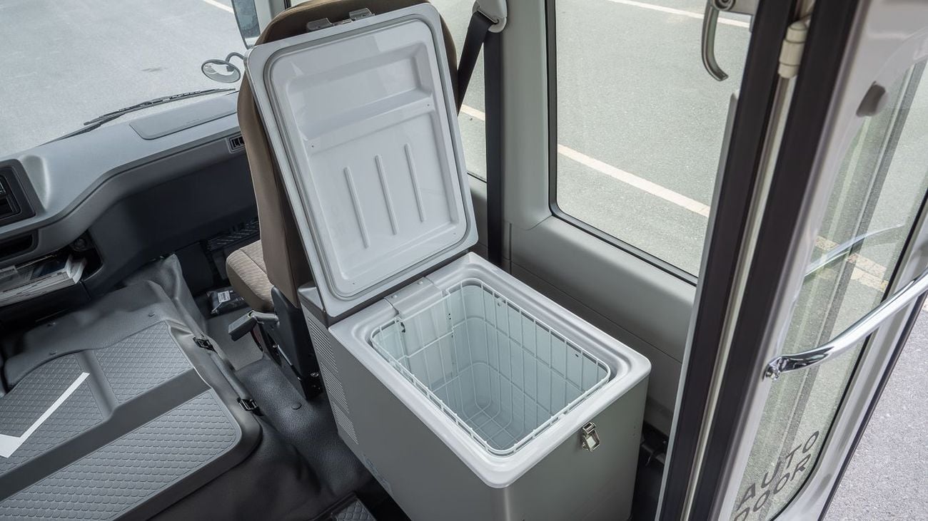 Toyota Coaster TOYOTA COASTER 2.8 DSL MANUAL 22SEATS -2026YM