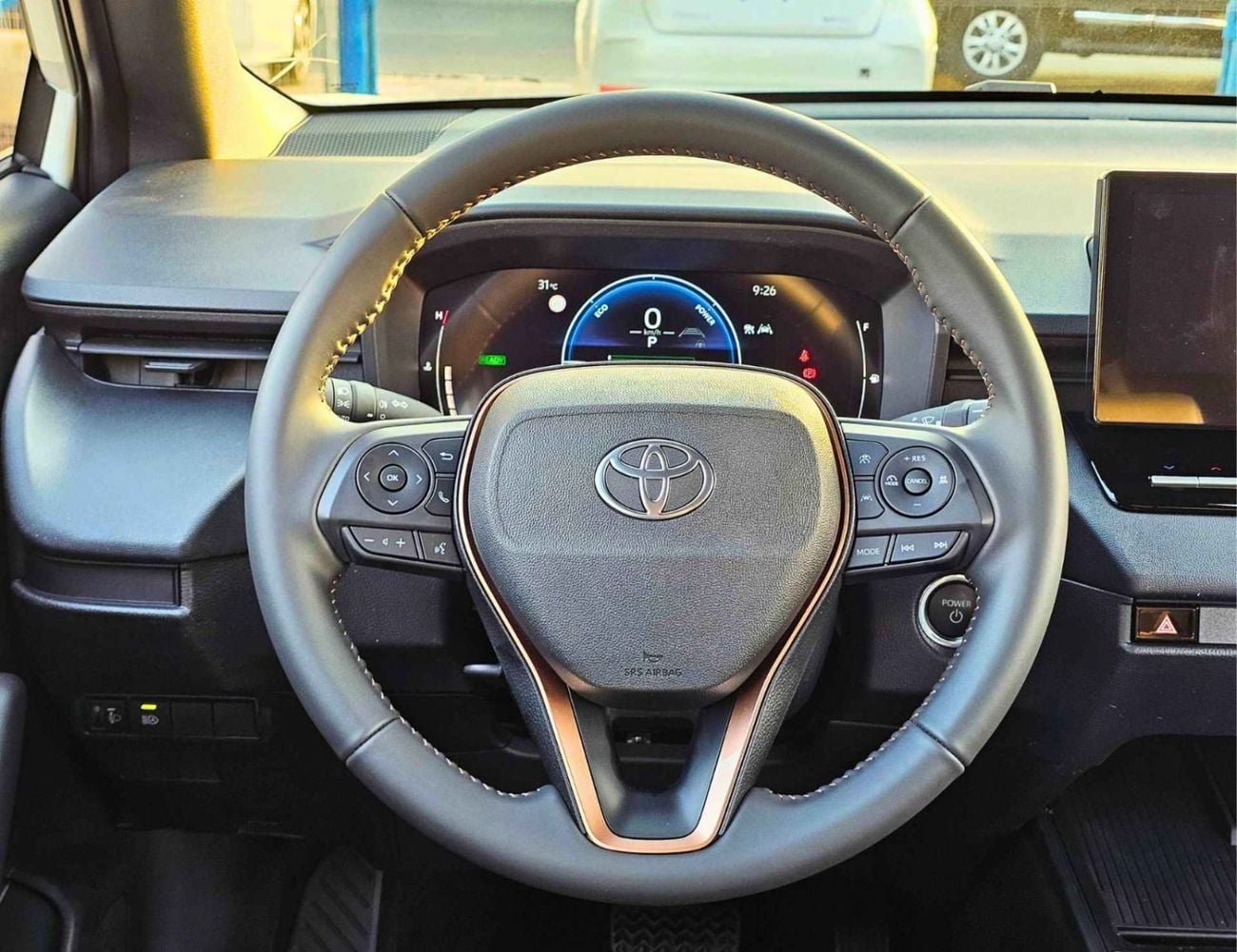 تويوتا كورولا كروس STD (NON GCC) ELITE NEW SHAPE || 2.0L HYBRID V4 | RADAR | LEATHER WITH DRIVER PWR SEAT | SUNROOF (CODE # CRCHCN)