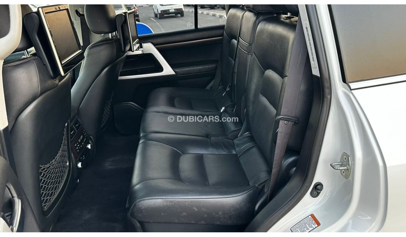 تويوتا لاند كروزر