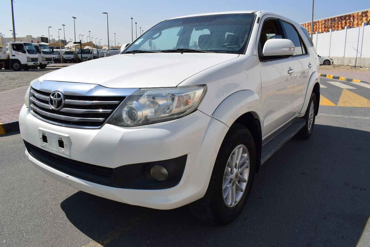Toyota Fortuner EXR 2.7L (160 HP)