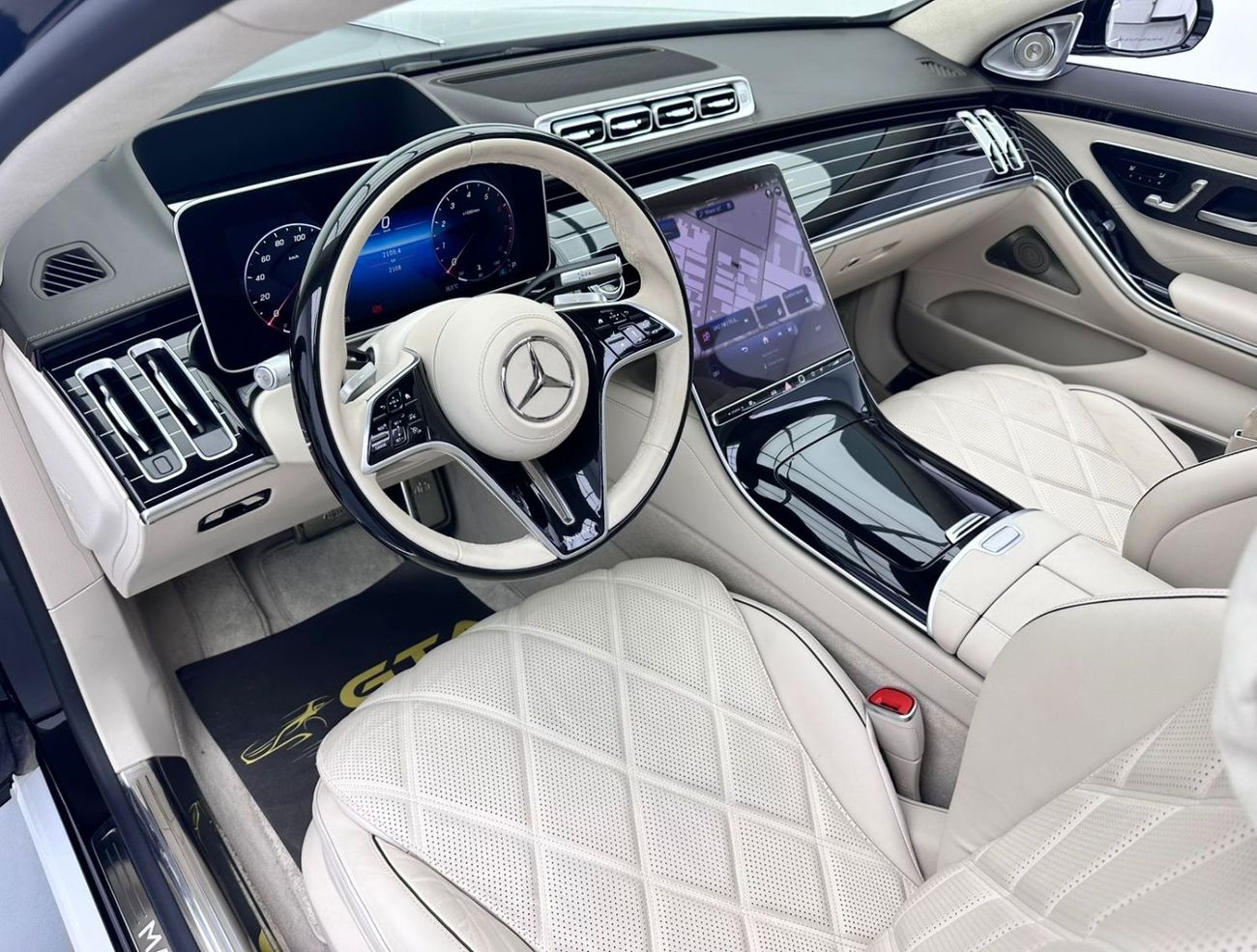 Mercedes-Benz S 680 2024 Mercedes-Maybach S680 4MATIC,Gargash Warranty + Service Contract, Gargash FSH, GCC