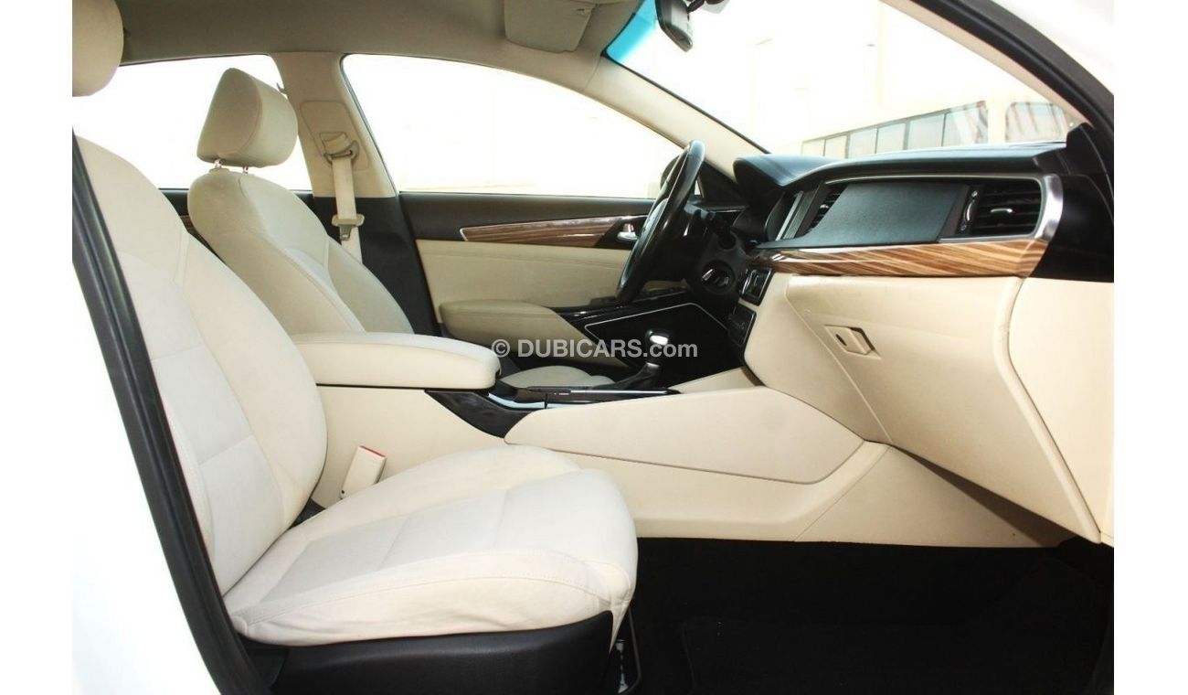 Kia Cadenza GDi Mid Kia Cadenza 2020 GCC, in excellent condition