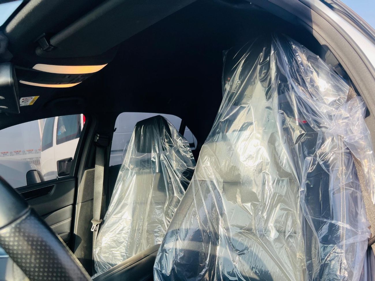 مرسيدس بنز E300 MERCEDES BENZ - E300 - CAR IS WITH NUMBER PLATE - MODEL 2016 - 107889KM