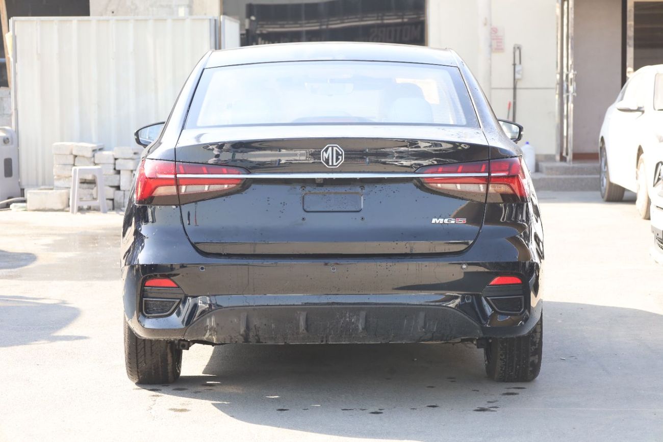 MG 5 DELUX 1.5L FULLOPTION 2025 MODEL GCC SPEC
