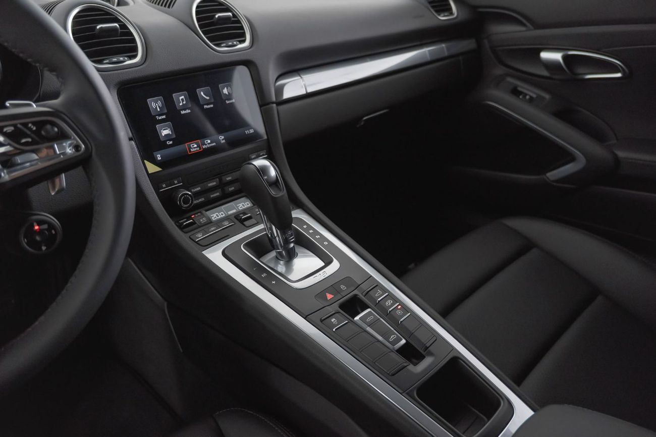 بورش بوكستر 718 Style Edition (300 HP) A/T