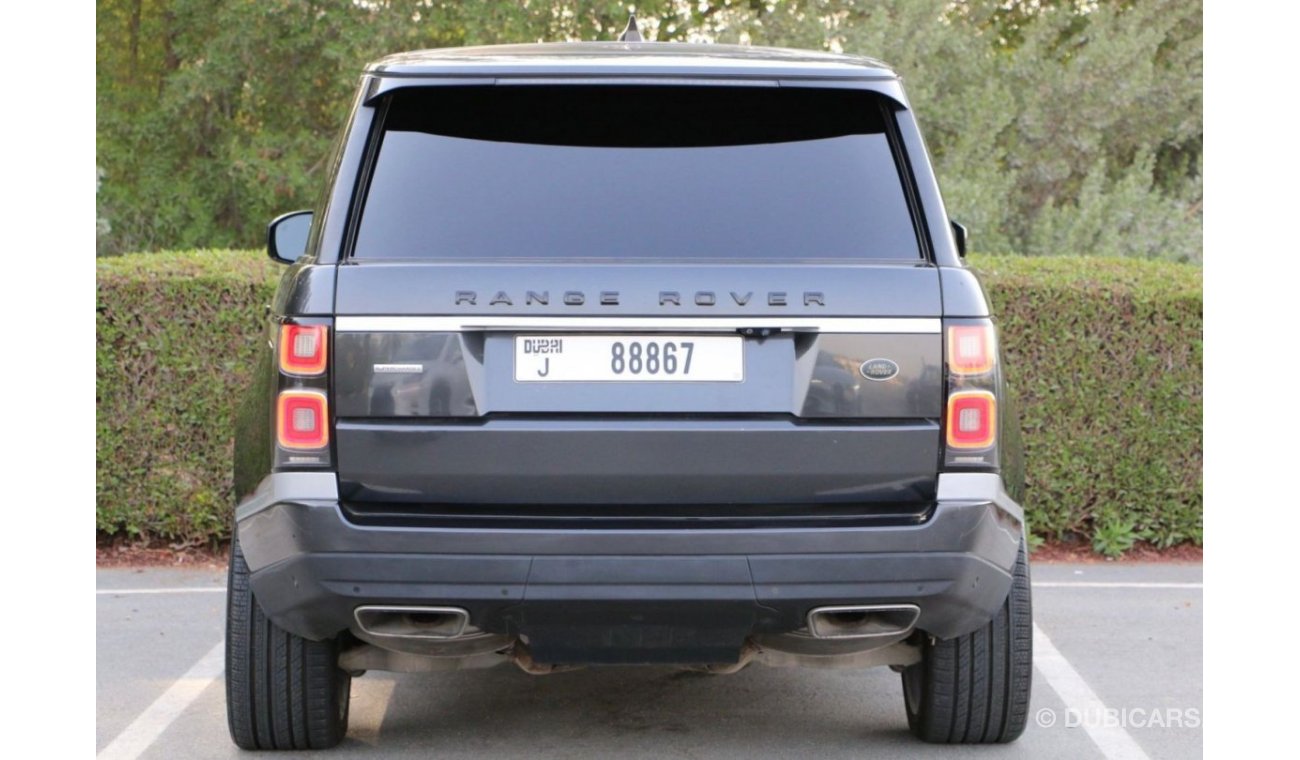 Land Rover Range Rover Range Rover vogue supercharged  full option 2018  import  original paint perfect condition