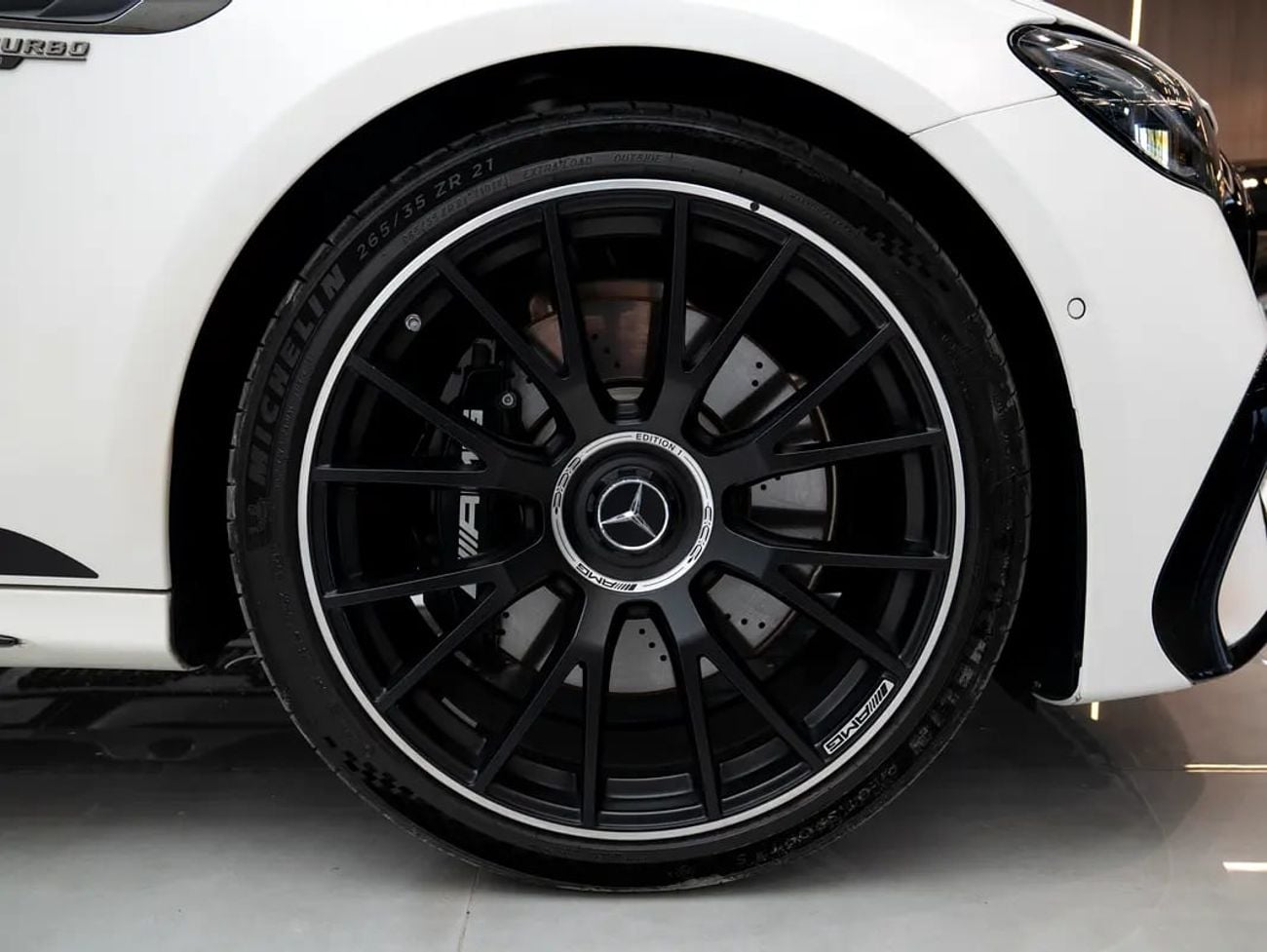 مرسيدس بنز E 53 AMG Mercedes-AMG E53 | Very low mileage | Luxury Performance Sedan