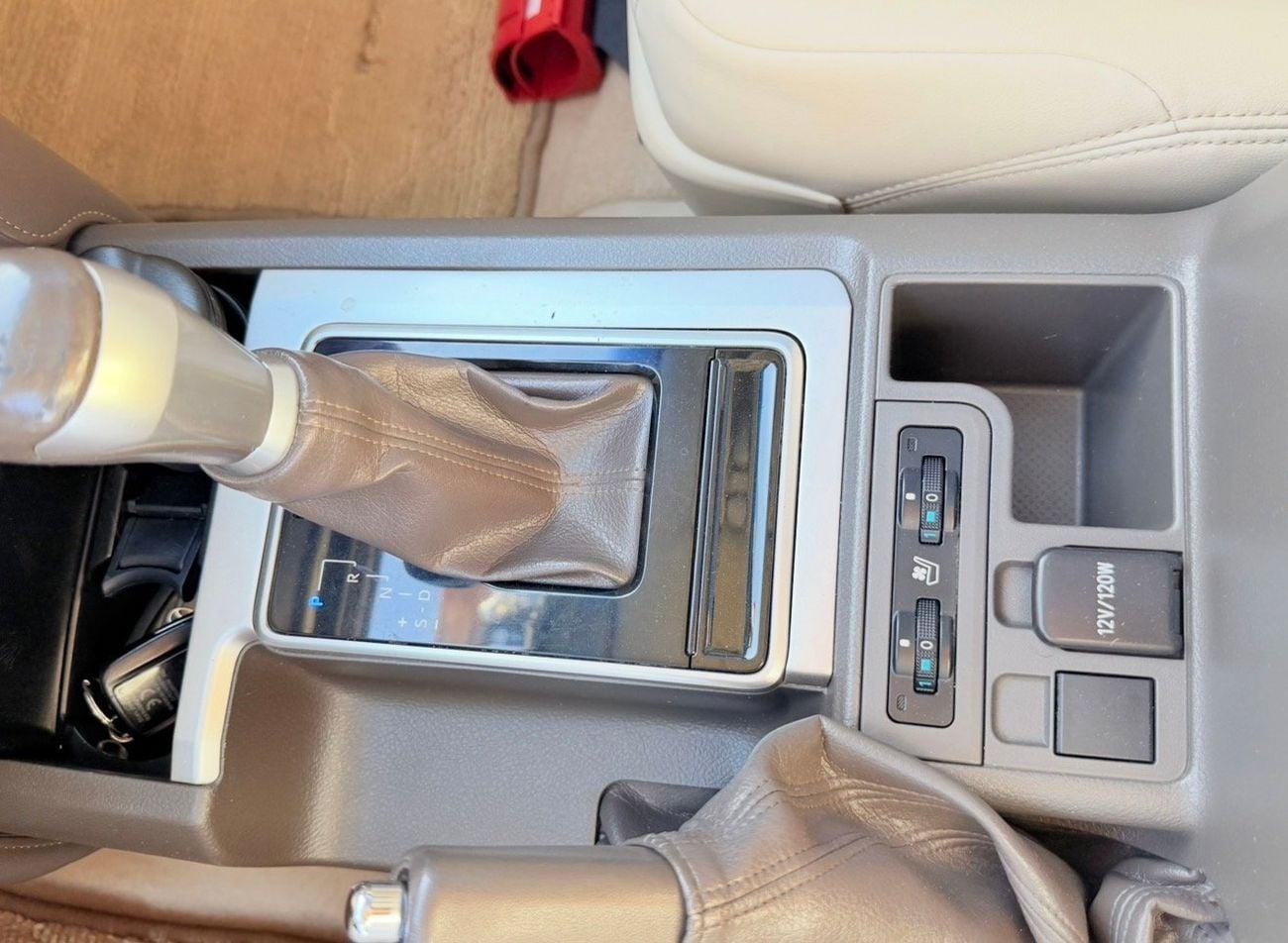 Toyota Prado VXR 4.0L 4WD Toyota Prdao VXR  full option V6 4.0 L Top the range