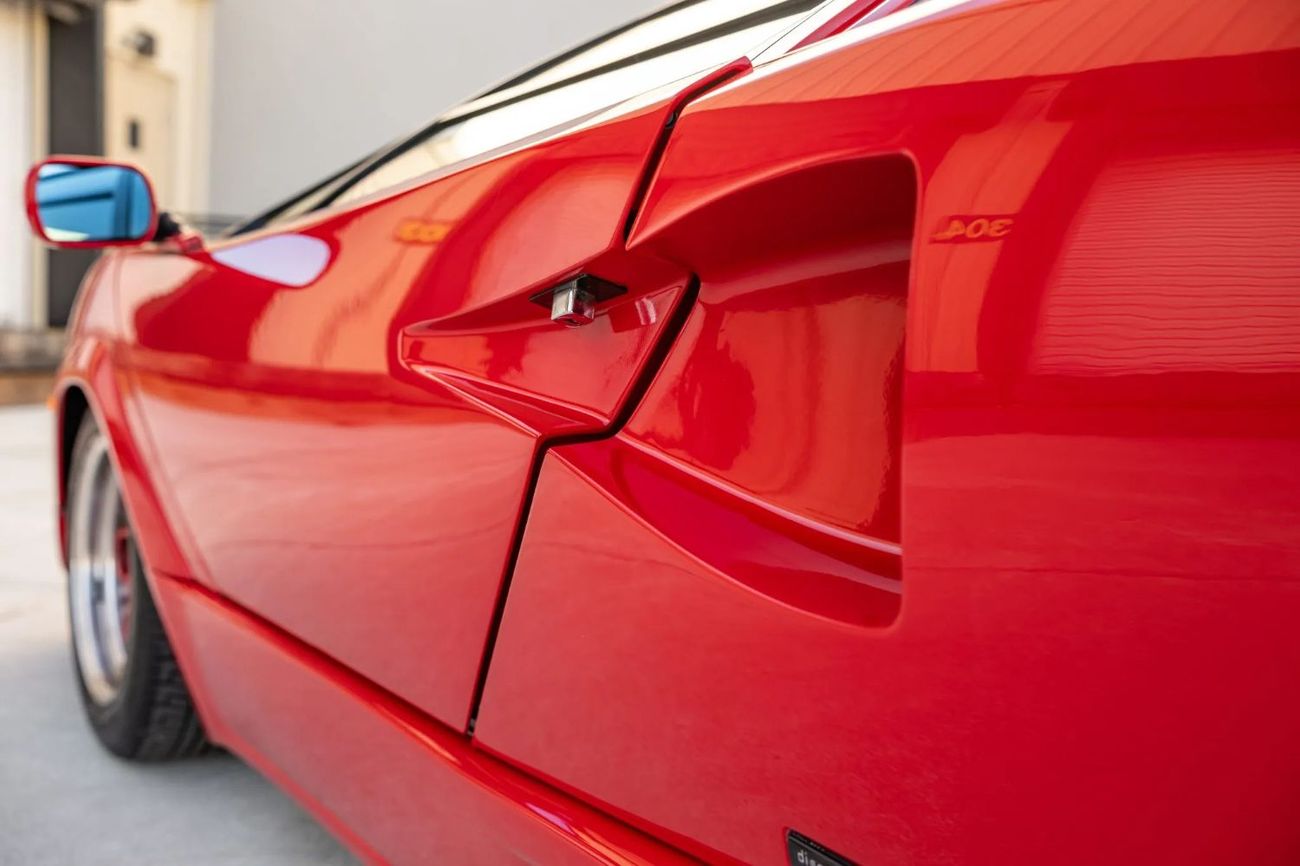 لامبورغيني كونتاش 25th Anniversary