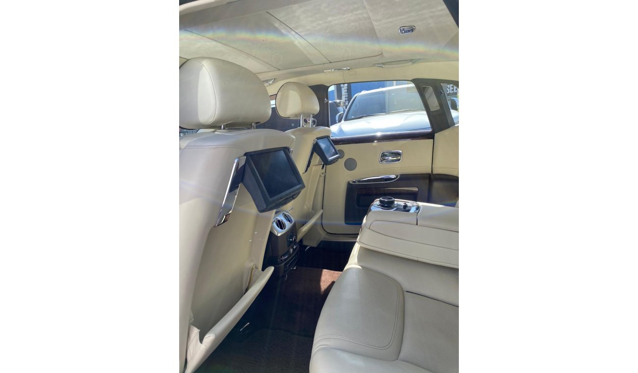 Rolls-Royce Ghost 2015 Full option