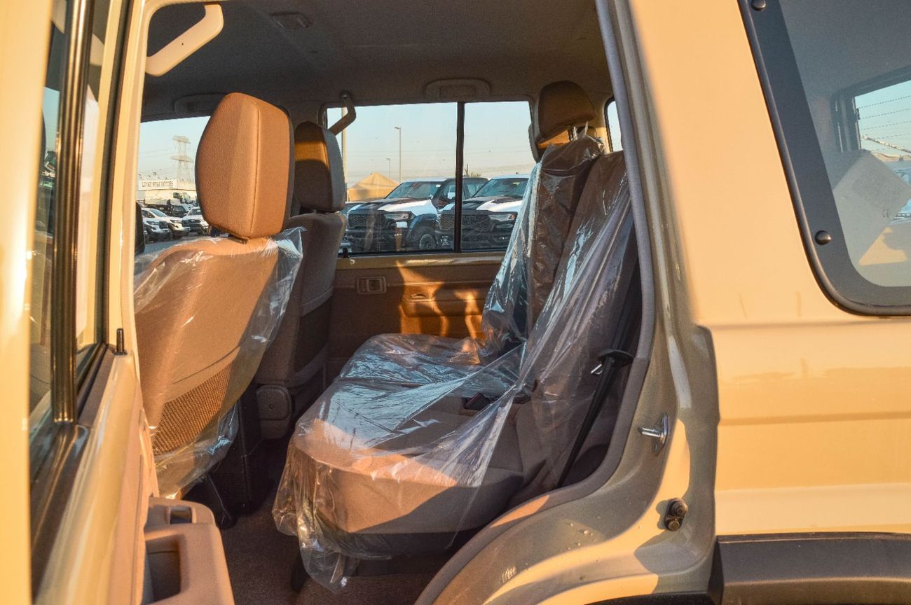 Toyota Land Cruiser 70 TOYOTA LAND CRUISER 76 4.0L 4WD 5DOOR PETROL SUV 2025