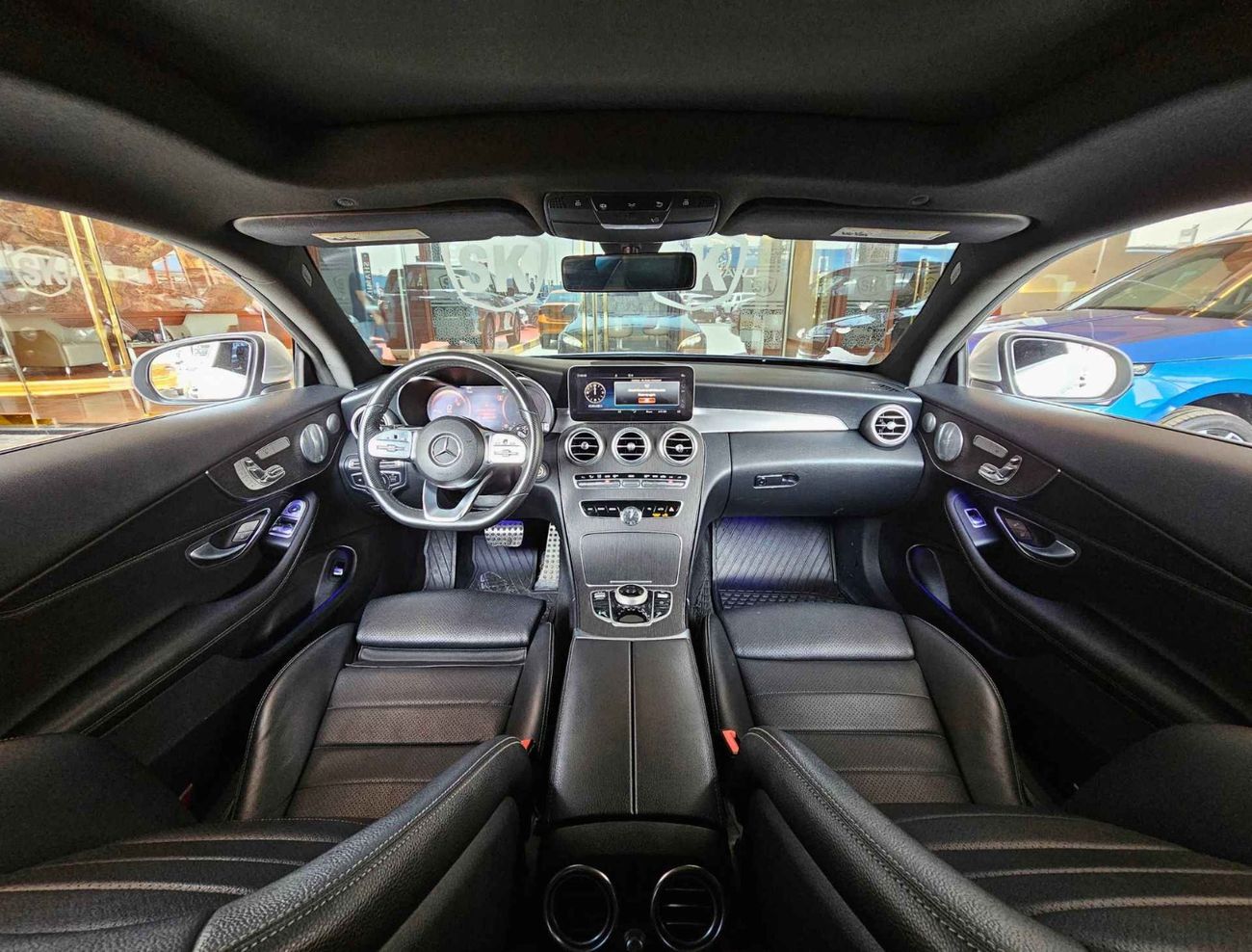 مرسيدس بنز C 300 كوبيه / ECO TURBO V4 / COUPE / MOON ROOF/ 1343 MONTHLY / LOT#06911