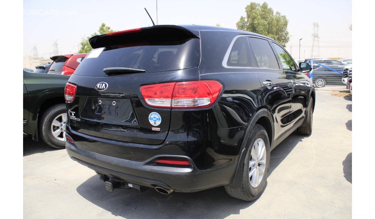 كيا سورينتو 2.4L Petrol, WITH LOW MILEAGE ( LOT # 9872)