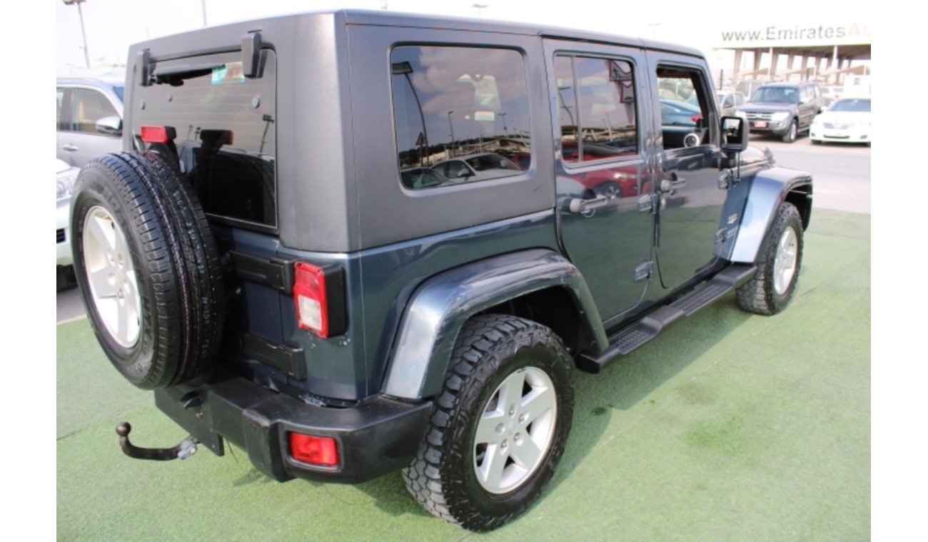 Jeep Wrangler Jeeb wrangler full option for doors Gcc