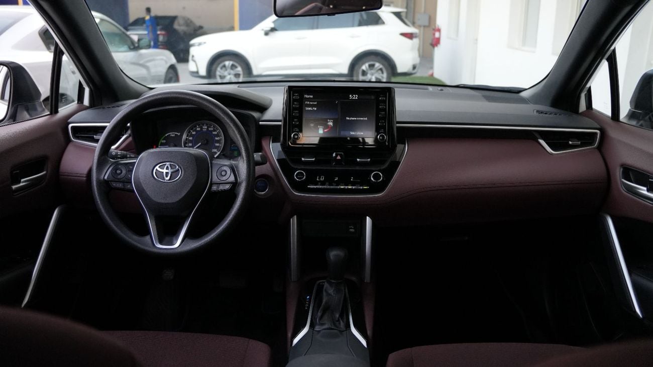 تويوتا كورولا كروس XL Hybrid | Agency Warranty | GCC | Full Service History | Zero down payment
